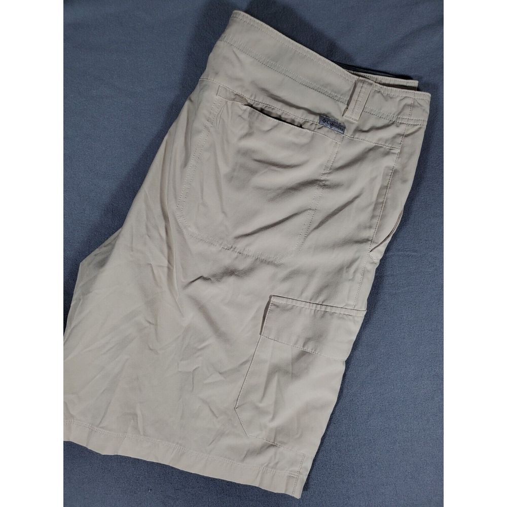 Columbia "Washed Out" Shorts Mens 42 Tan 100% Cotton Chino
